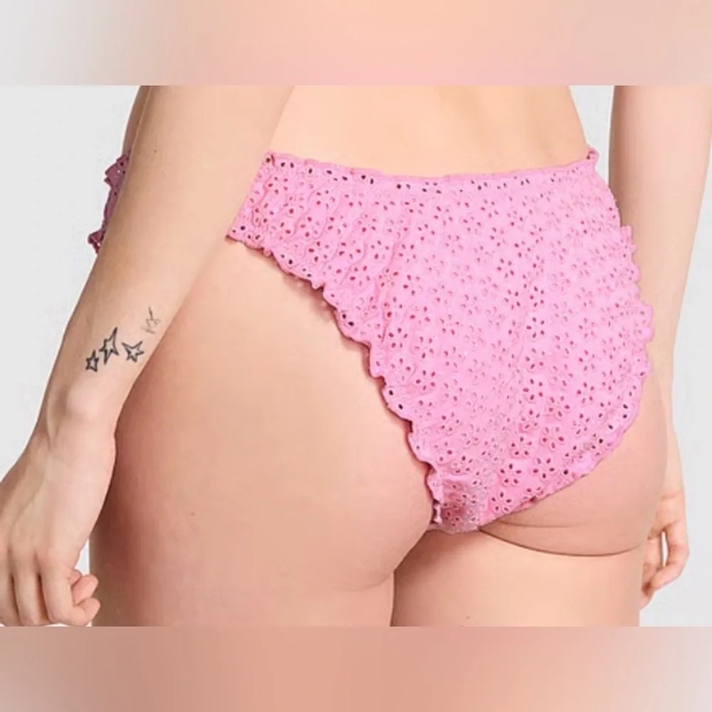 PINK by Frankie’s Bikinis Victoria’s Secret Eyelet Underwire Swimwear Bikini Set - Picture 8 of 8